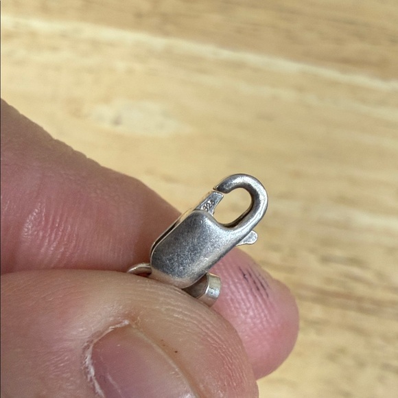 Elegant Sterling Silver 925 16” Chain Necklace - Picture 4 of 5